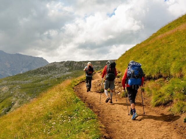Trekking e camminate in montagna: quante kcal si bruciano?